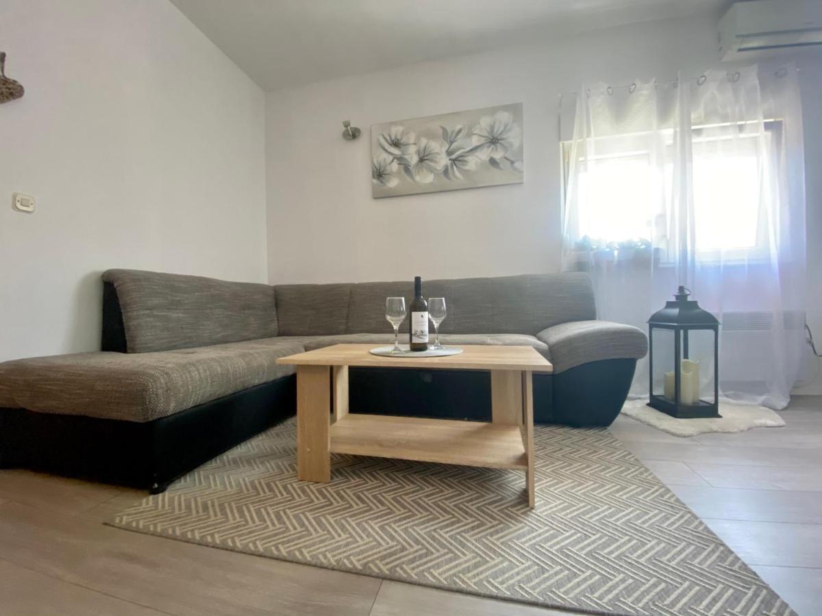 Апартаменты Apartman Ivica Задар Экстерьер фото